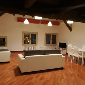 https://farolfi-apartments-de-pepoli.emilia-romagnahotels.net